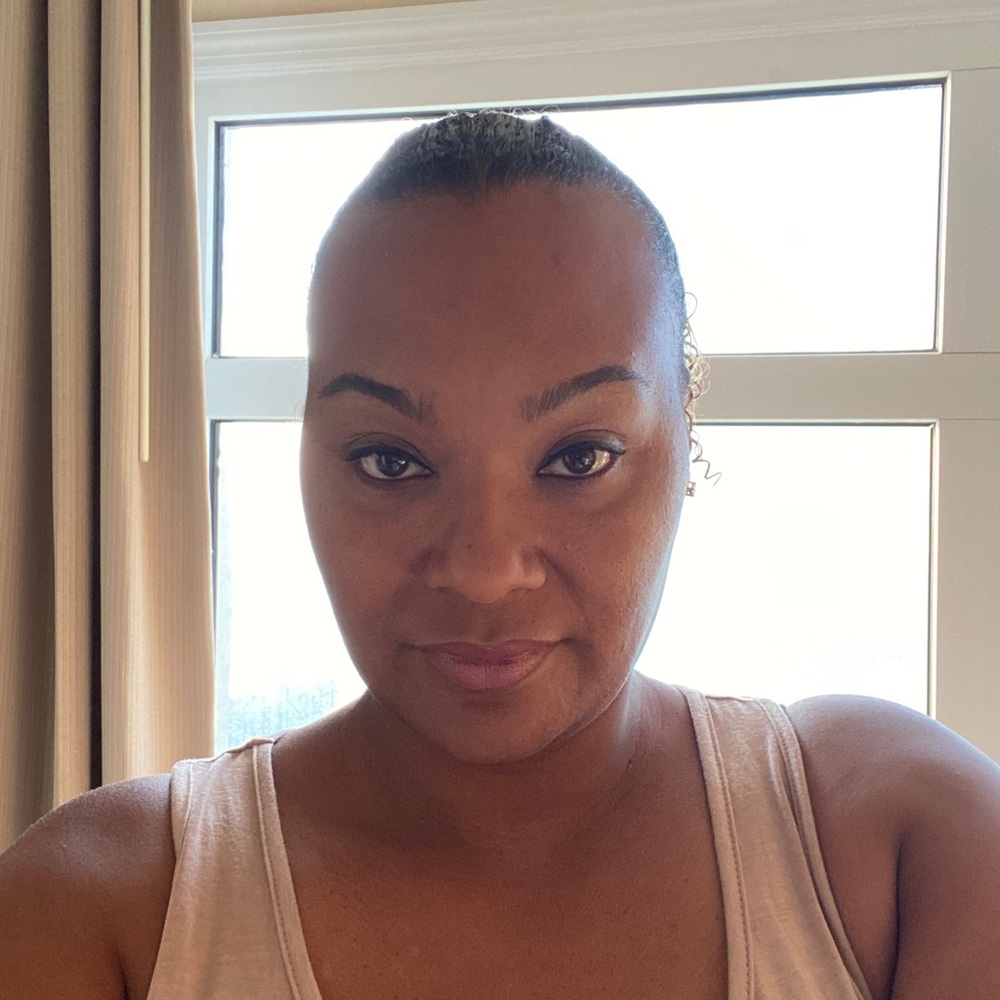 Meet your Posher, Jamila